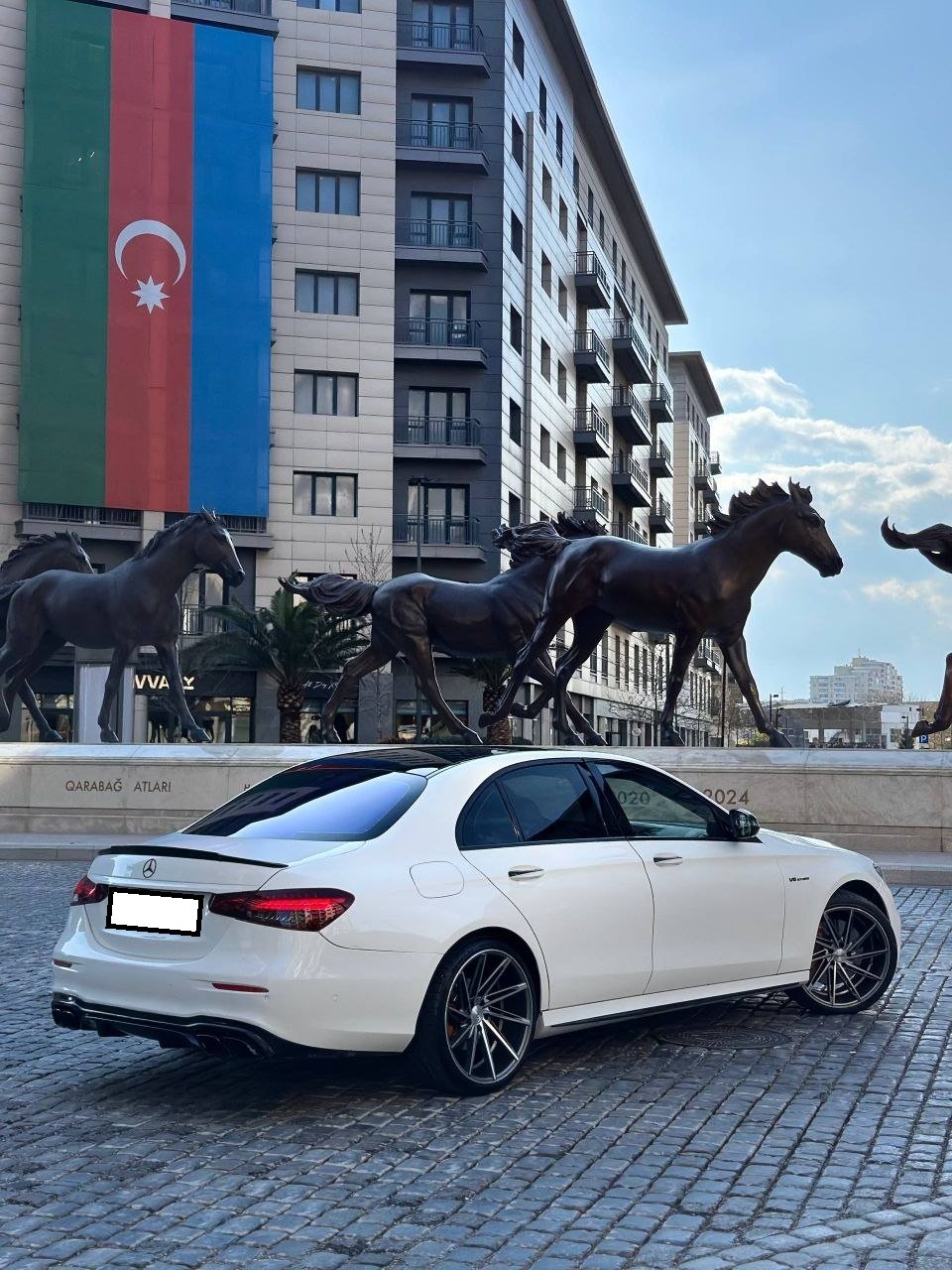 MERCEDES E63 AMG əlavə şəkil 3